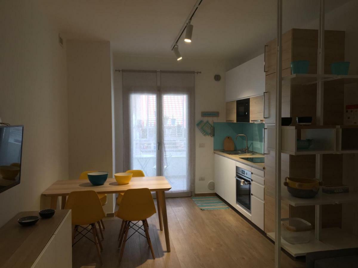 Appartamento Acquamarina Сан-Бенедетто-дель-Тронто Екстер'єр фото